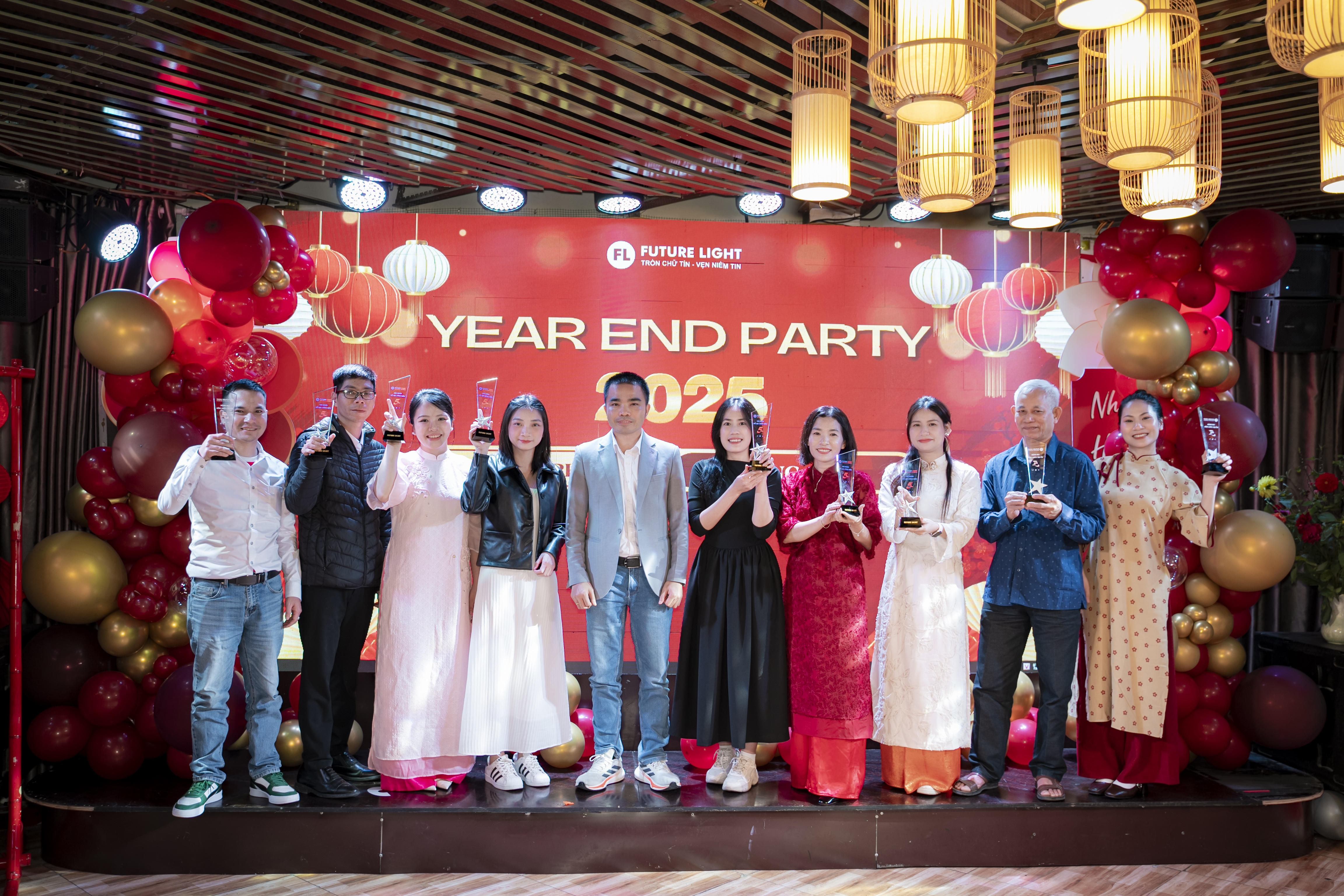 Vinh danh cá nhân có thành tích xuất sắc 2025